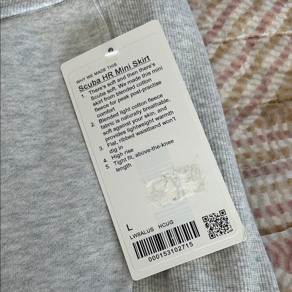 Lululemon Athletica Light Gray Mini Skirt - Picture 2 of 7